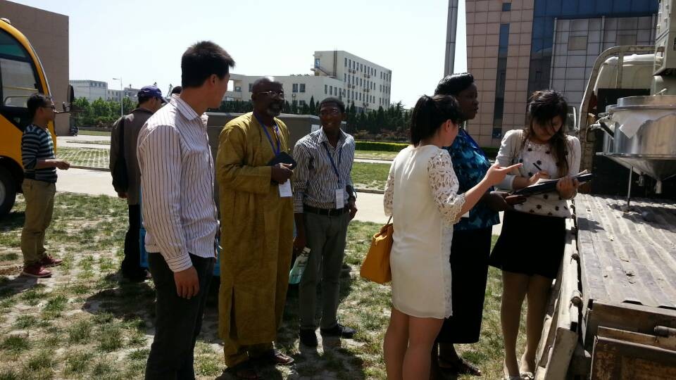 埃及公司關于20TPD豆油精煉設備項目合同簽