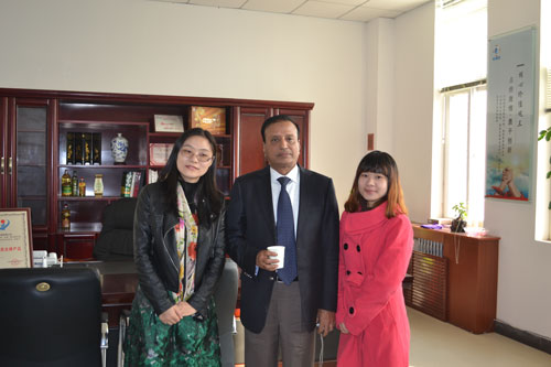 孟加拉國客戶30噸米糠膨化浸出精煉脫蠟生產線